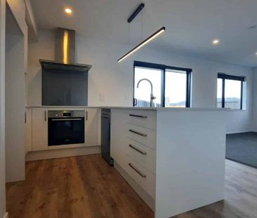 Brand new in Arbor Green - Photo 2