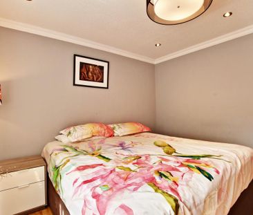 4 bedroom detached house to rent - Photo 4