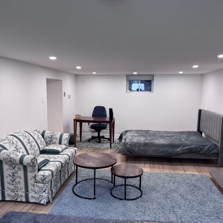 For Lease - 26 Beaverbrook Avenue Unit# Basement, Toronto, Ontario - Photo 1