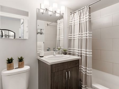 St. Laurent Boulevard - Photo 4