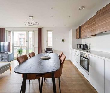 Jefferson Plaza, Bow, E3 - Photo 3