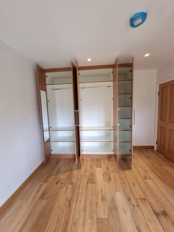 3 Bed Flat, The Ridgeway, W3 - Photo 4