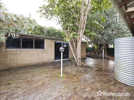 22 Solandra Way, Forrestfield WA 6058 - Photo 1