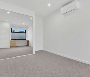 1F Sydenham Street, Moonee Ponds VIC 3039 - House For Rent | Domain - Photo 6