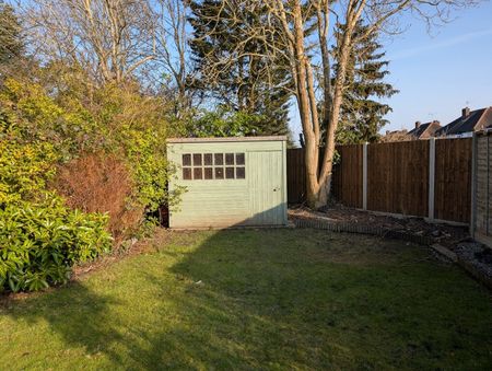 4 Bed Semi-Detached House, Abbotts Drive, HA0 - Photo 4