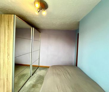 3 bedroom link detached house to rent - Photo 6