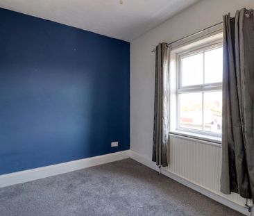 Manor Road, Scunthorpe - Photo 6