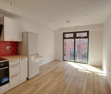 Studio to rent - Photo 3
