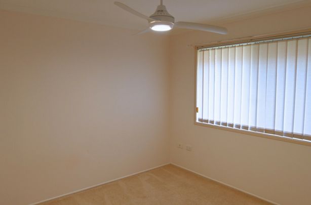BRIGHT, COMFORTABLE & LOW-MAINTENANCE � YOUR IDEAL KEPNOCK HOME AWAITS - Photo 1