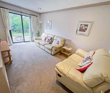 35 Edgewater, Lisburn, BT27 5PZ - Photo 2