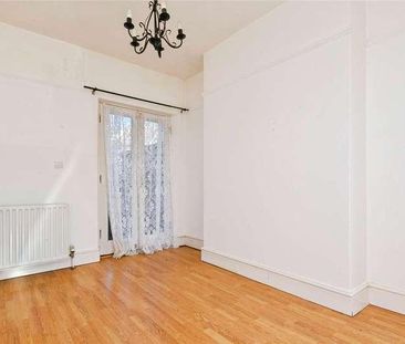 Rosemary Road West, Clacton-on-sea, CO15 - Photo 3