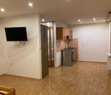 Pronájem bytu 1+kk • 30 m² bez realitkySevastopolská, Kladno - Klad... - Photo 2