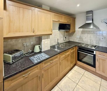 2 bedroom flat to rent - Photo 5