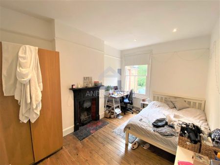 3 Bedroom Flat To Rent - Photo 4