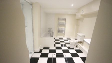 Well Presented & Spacious One Bedroom Apartment for Rent in Colchester - Photo 2