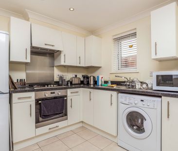 2 bedroom house to rent Dairy Court, Burgess Hill, West Sussex, RH15 - Photo 6