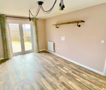 3 BED Detached house To rent - Photo 1