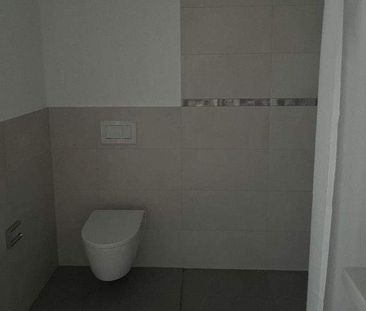 Wohntraum im Erstbezug! Fußbodenheizung, EBK, modernes Bad, schöner... - Photo 4