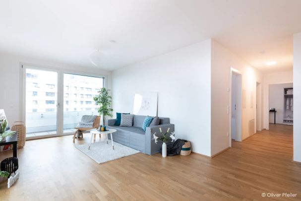 AUSSERGEWÖHNLICHER FERNBLICK- WUNDERSCHÖNE 4 ZIMMERWOHNUNG ZUM GENIESSEN! MIT GARAGENPLATZ - Photo 1