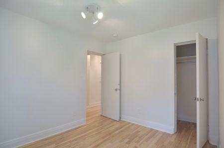 Condo for rent, Montréal (Côte-des-Neiges/Notre-Dame-de-Grâce) - Photo 2