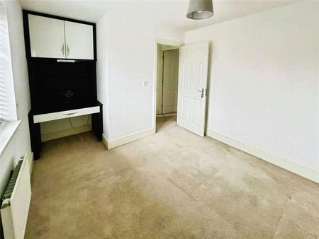 Collins Drive, Earley, Reading, RG6 - Photo 2