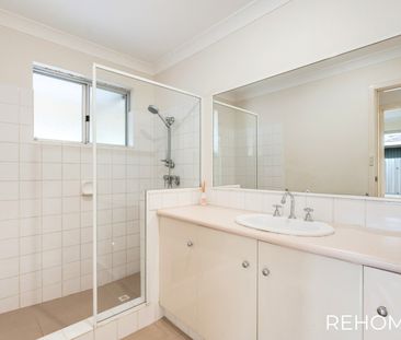 3 Orberry Place, Thornlie WA 6108 - House For Rent | Domain - Photo 6