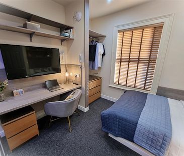 Rasen Lane - Studio for January 2026 - Photo 4