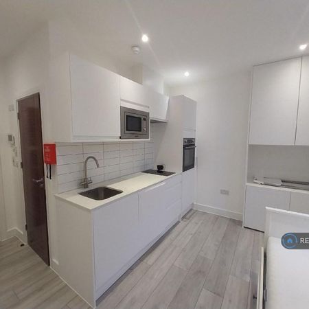 Studio to rent - Photo 4