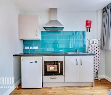 1 bedroom flat to rent - Photo 2