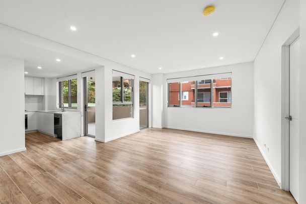 Luxurious 3 Bedroom Apartment - Photo 1