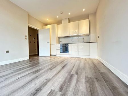 1 bedroom flat to rent - Photo 3