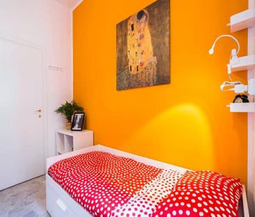 Via Salvatore Barzilai, Milan, Lombardy 20146 - Photo 5