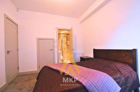 7 bedroom terraced house to rent - Photo 5