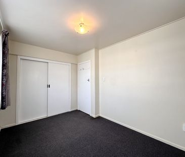 2-Bedroom Flat in Upper Hutt - Photo 6