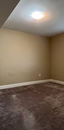 1 Bedroom basement suite $1350 - Photo 1