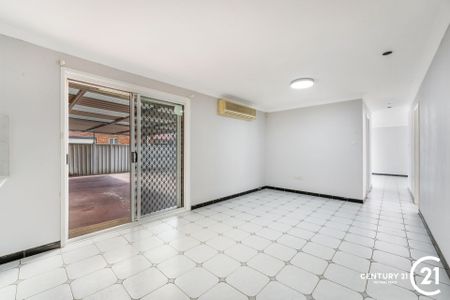 Renovated 4-Bedroom Home in Abbotsbury&excl; - Photo 4