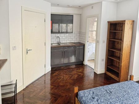 Studio to rent - Photo 4