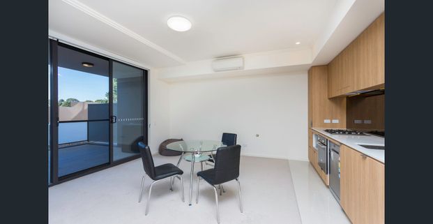 Spacious one-bedroom apartment in Trinity at Washington Park - Photo 1