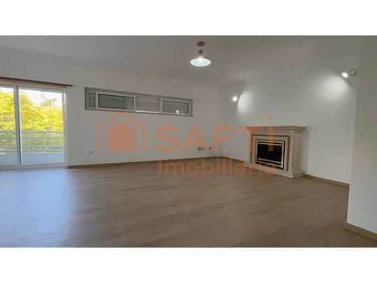 Apartamento T3 em Lisboa - Photo 1