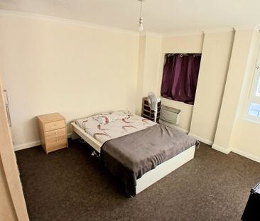 Market Place - Photo 1