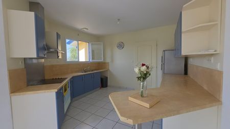 Location / Maison T5 - Photo 3