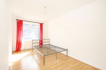 Gallon Close, Charlton, SE7 - Photo 3