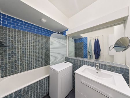 Location Appartement 1 pièce Meublé 32m² PARIS 17ème - Photo 5