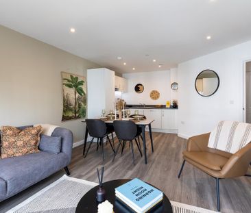 2 bedroom flat to rent - Photo 2