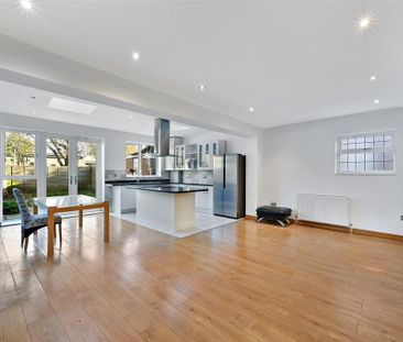 4 bedroom house to rent - Photo 3