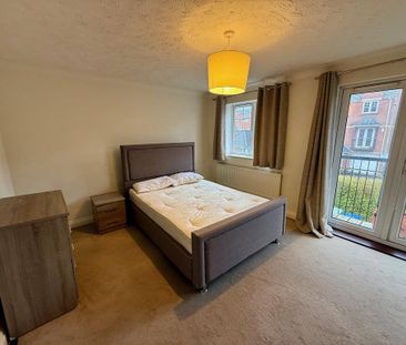 1 bedroom in a house share to rent - Photo 1