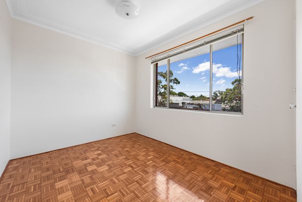 4/116 Moore Street, Leichhardt NSW 2040 - Apartment For Rent | Domain - Photo 1