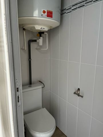 MONS EN BAROEUL - APPARTEMENT - T2 - Photo 5