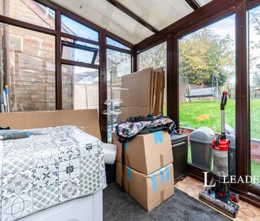 2 bedroom house to rent Newbridge Oval, Emerson Valley, Milton Keyn... - Photo 6