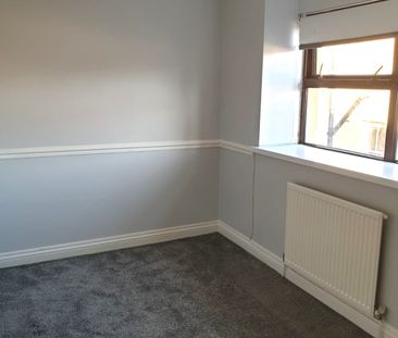 £600 PCM, Two Bedroom Duplex with Garden and Allocated Parking in U... - Photo 2